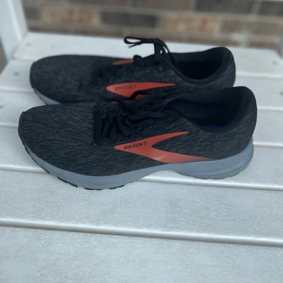 Brooks Launch 7 Mens Size 9 Running Shoes Black Cushioned Lightweight - Picture 4 of 4